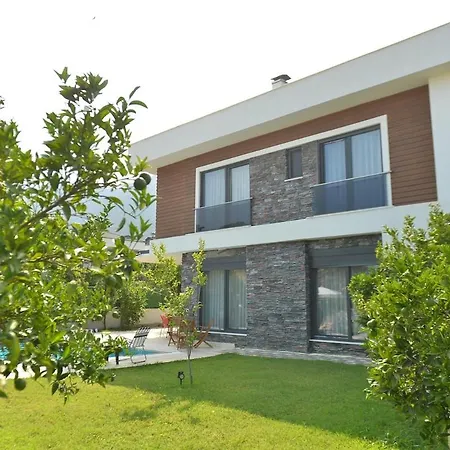 Villa Opera Muestakil