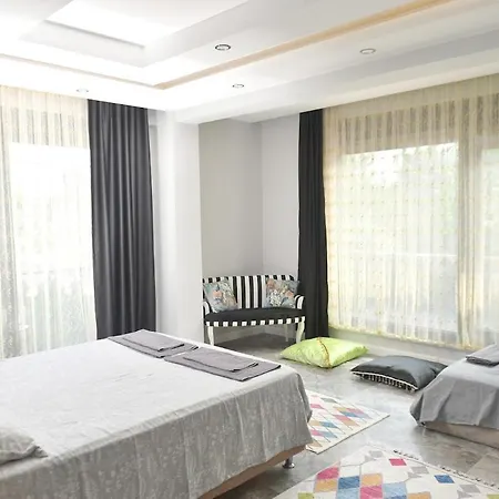 Opera Muestakil Villa *