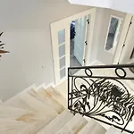 Opera Muestakil Villa